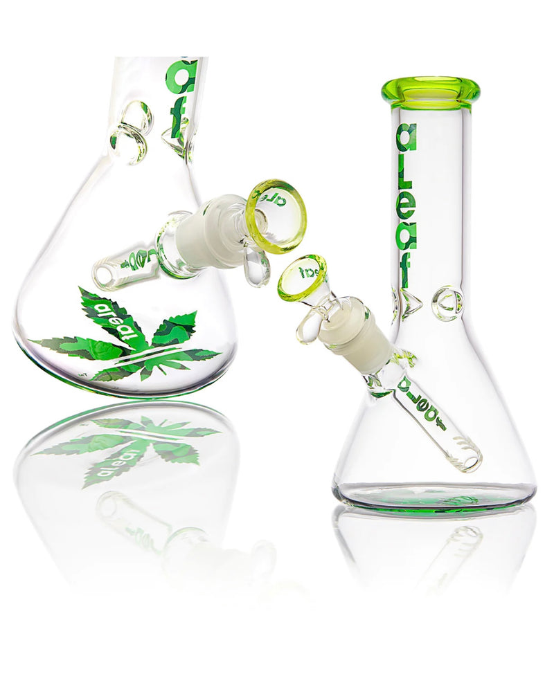 8" aLeaf® Essential Beaker Glass Pipe w/Carrying Case 1ct